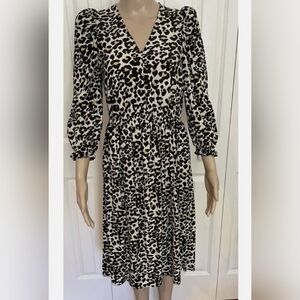 Banana Republic Animal Print Puff Sleeve Midi VNeck Dress Size XS EUC